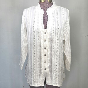 Chicos Womens White Vertical Eyelet Lace Button Up long Sleeve Blouse. Size 2